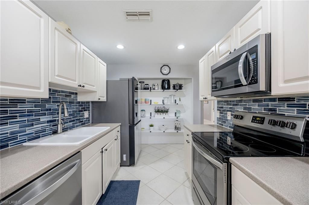 7098 Pond Cypress Ct, Unit 102, Naples, FL 34109 Photo