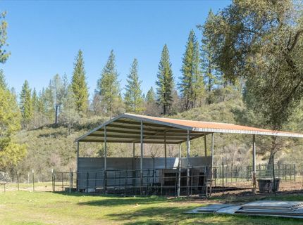 5921 Triple Oaks Dr, Mountain Ranch, CA 95246 Photo