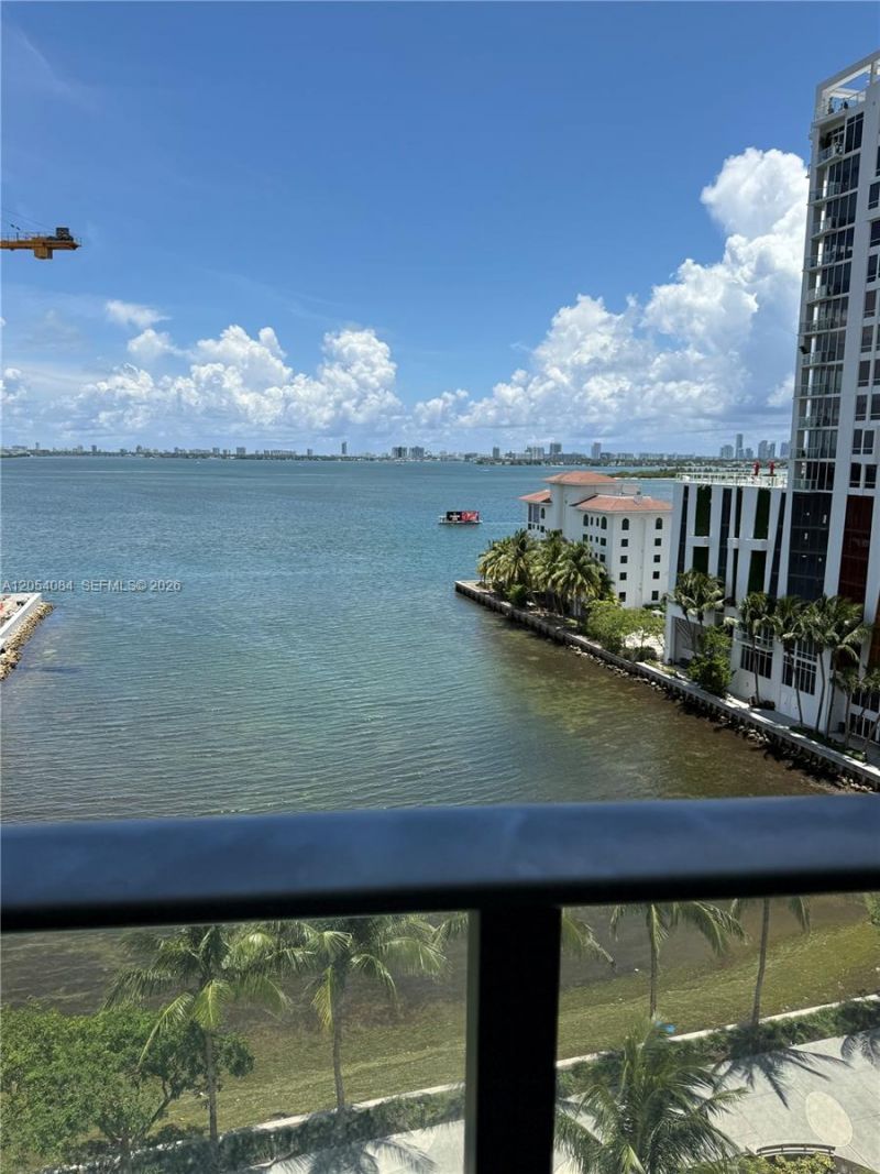 460 NE 28th St, Unit 803, Miami, FL 33137 Photo