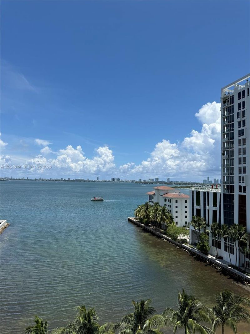 460 NE 28th St, Unit 803, Miami, FL 33137 Photo