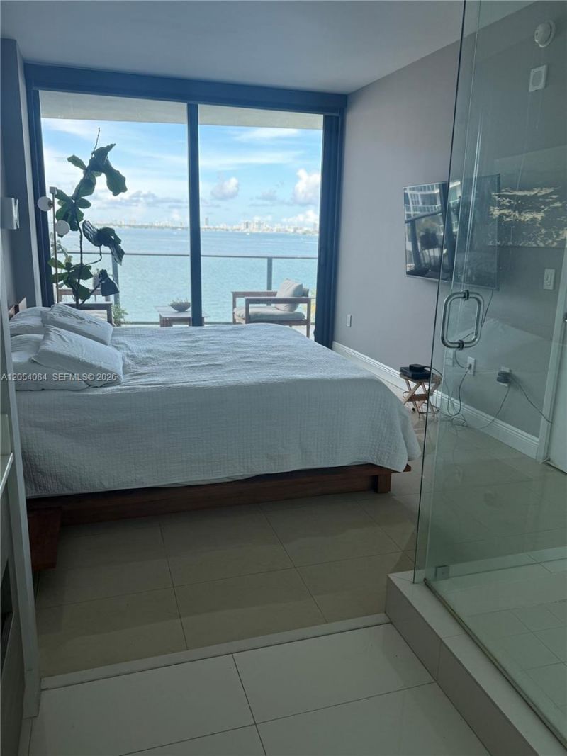 460 NE 28th St, Unit 803, Miami, FL 33137 Photo