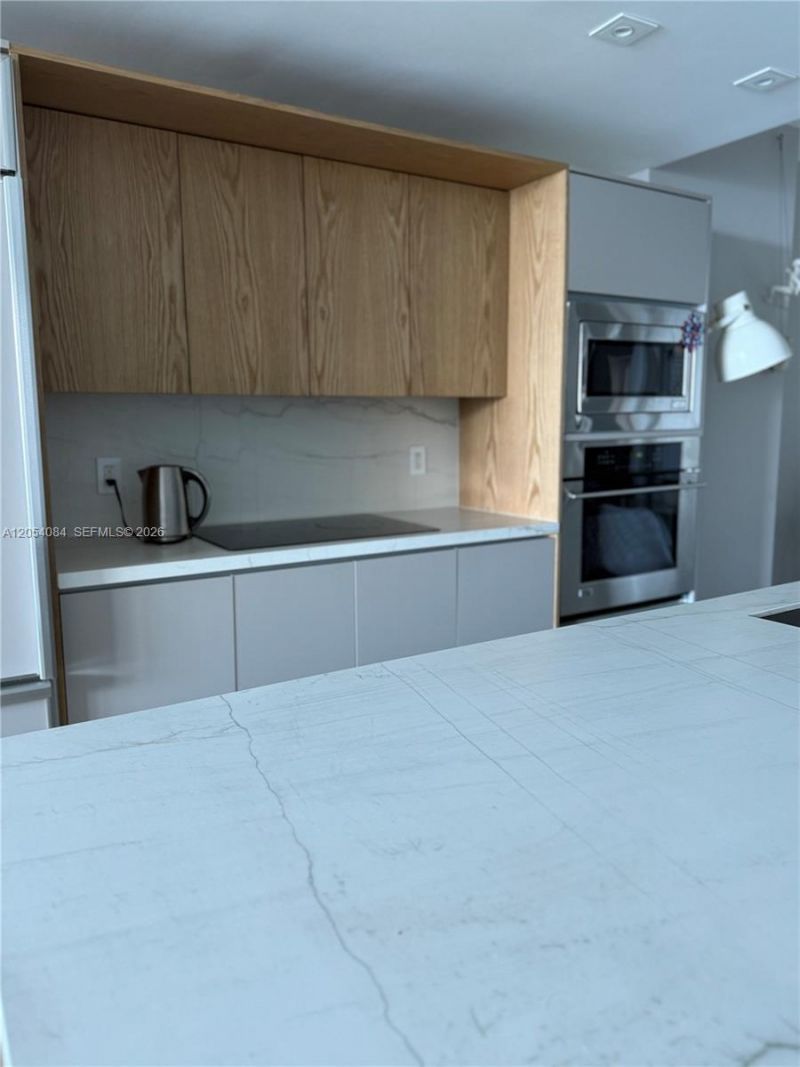 460 NE 28th St, Unit 803, Miami, FL 33137 Photo