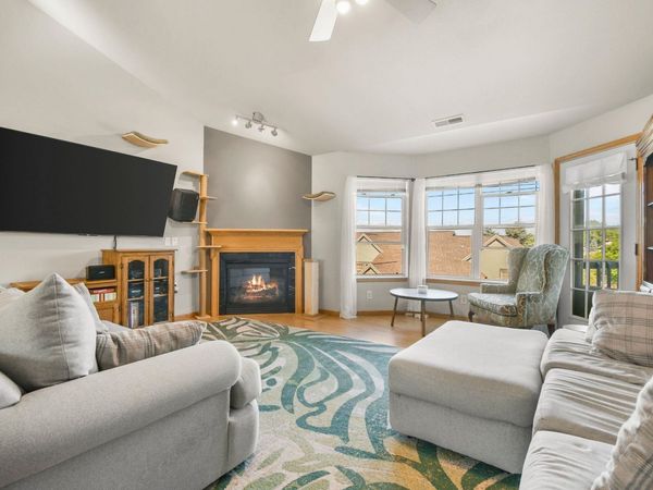 3134 Dorchester Way, Unit 4, Madison, WI 53719