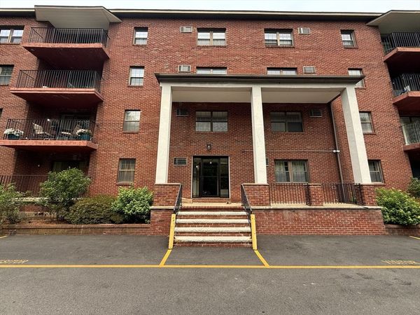 16 Winter, Unit 33C, Waltham, MA 02452