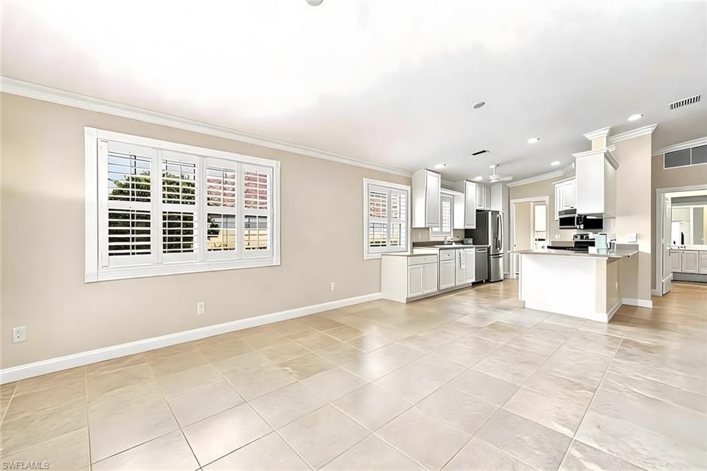 7704 Rozzini Ln, Naples, FL 34114 Photo