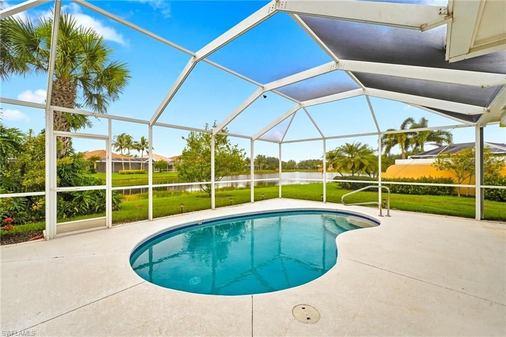 7704 Rozzini Ln, Naples, FL 34114 Photo