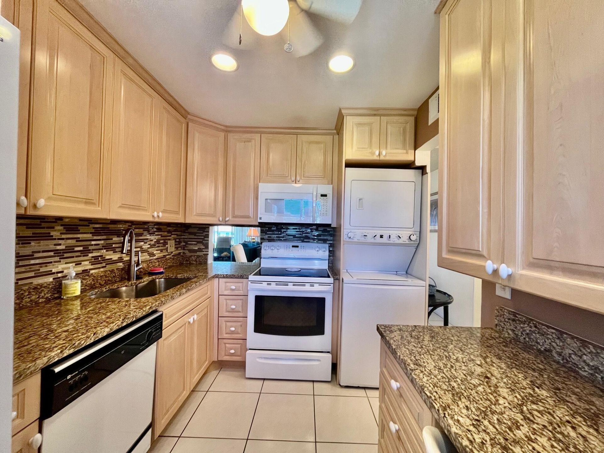 4090 Tivoli Court, Unit 301, Lake Worth, FL 33467 Photo