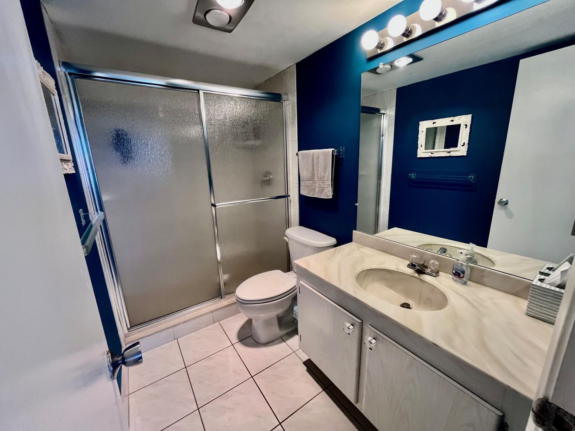 4090 Tivoli Court, Unit 301, Lake Worth, FL 33467 Photo