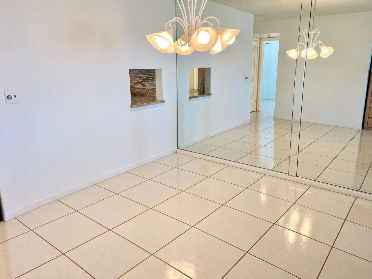 4090 Tivoli Court, Unit 301, Lake Worth, FL 33467 Photo