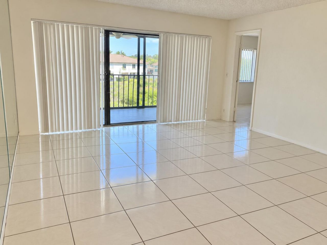 4090 Tivoli Court, Unit 301, Lake Worth, FL 33467 Photo
