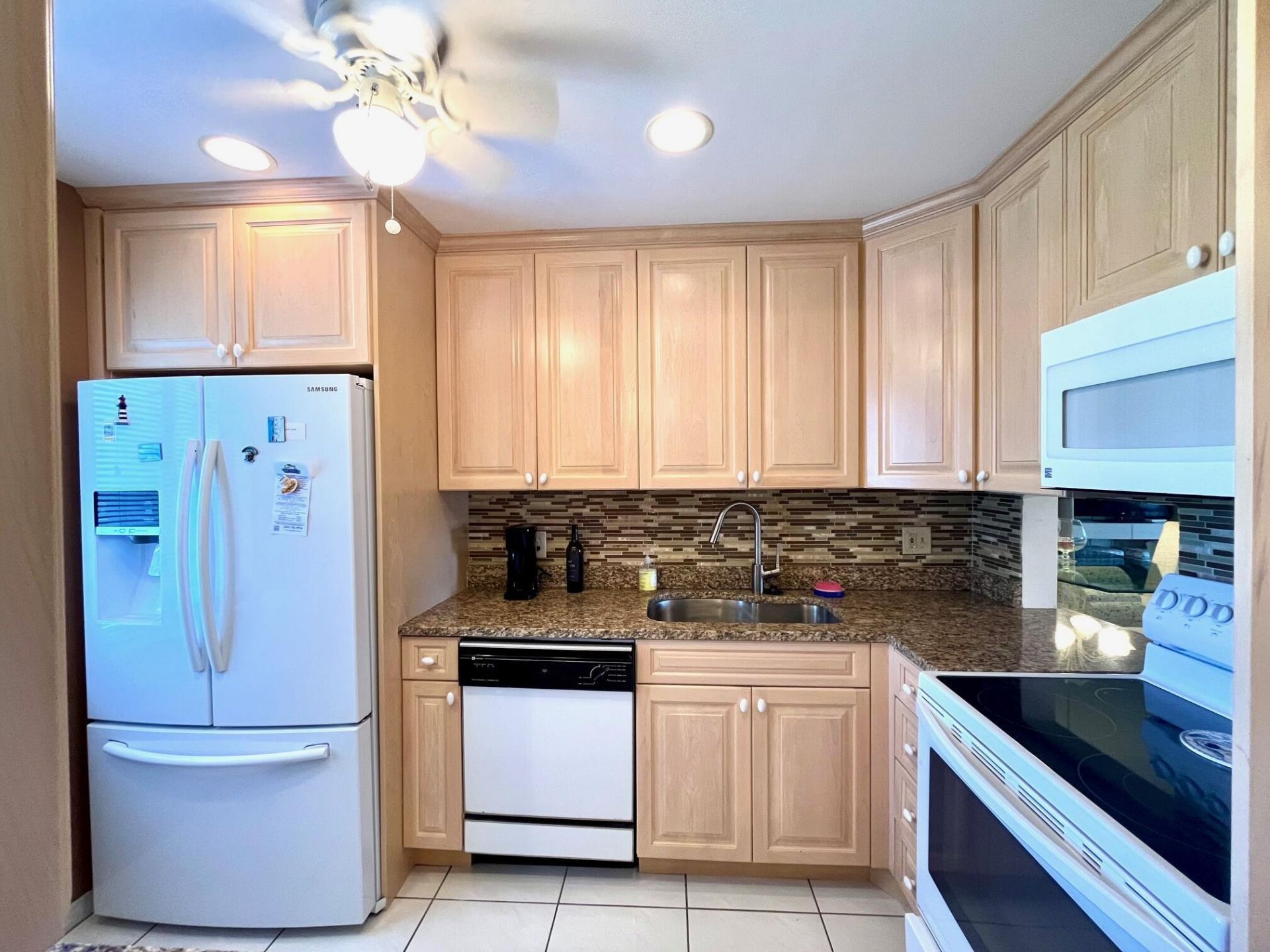 4090 Tivoli Court, Unit 301, Lake Worth, FL 33467 Photo