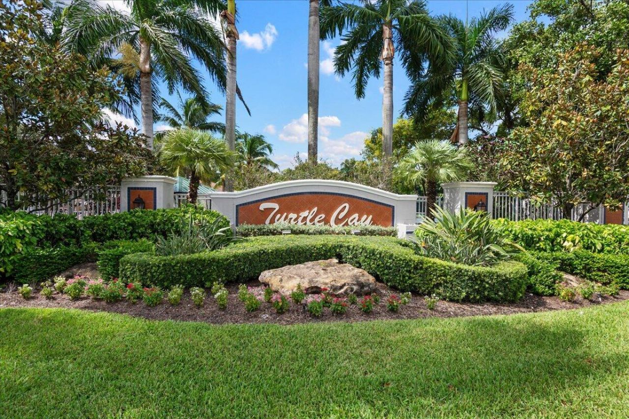 8128 Big Pine Way, Riviera Beach, FL 33407 Photo