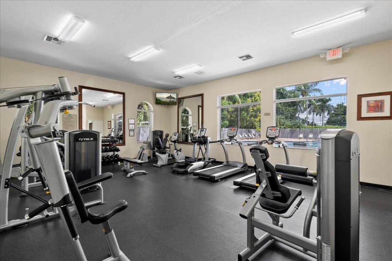 8128 Big Pine Way, Riviera Beach, FL 33407 Photo