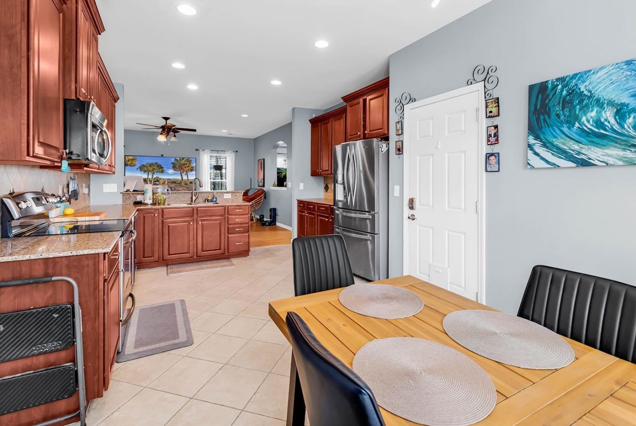 1005 Elysium Ct. Photo 7