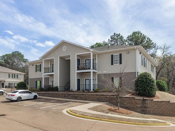 1021 Molly Barr Unit 61, Oxford, MS 38655