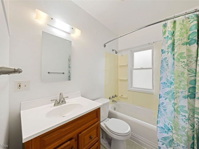 3850 Mayfield Road, Unit Down, Cleveland Heights, OH 44121 Photo 18