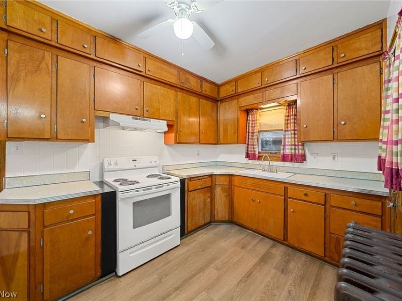 3850 Mayfield Road, Unit Down, Cleveland Heights, OH 44121 Photo 8