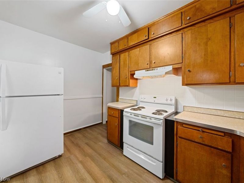 3850 Mayfield Road, Unit Down, Cleveland Heights, OH 44121 Photo 9