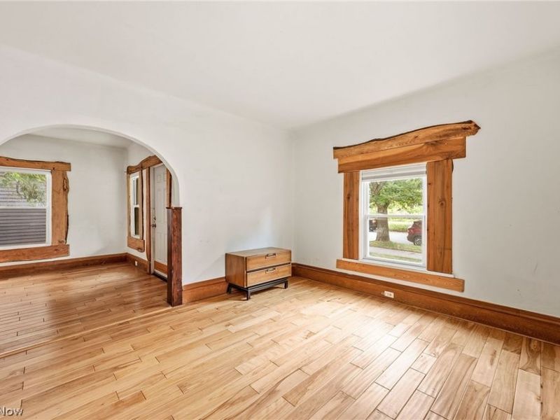6914 Wakefield Avenue, Cleveland, OH 44102 Photo 4