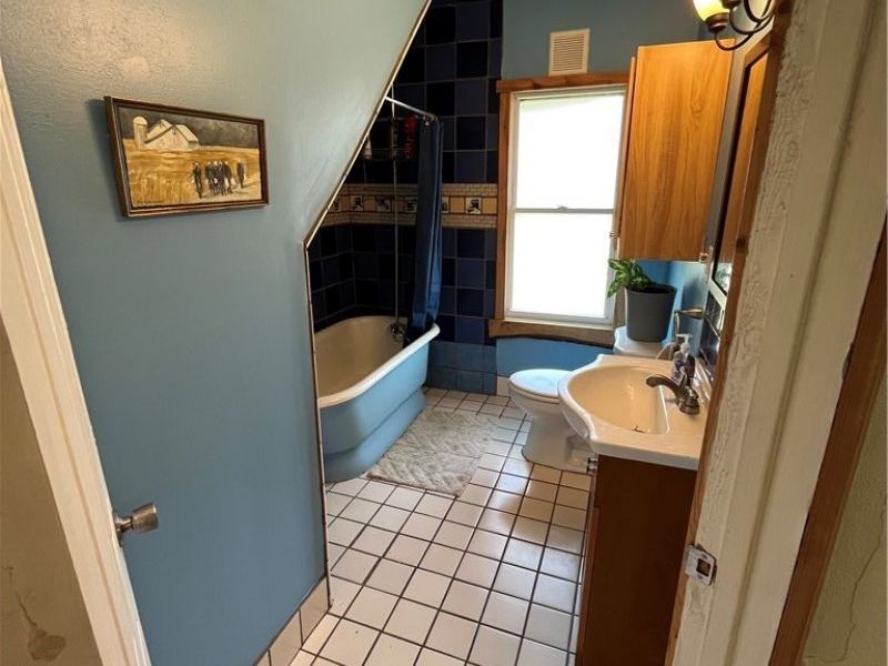6914 Wakefield Avenue, Cleveland, OH 44102 Photo 7
