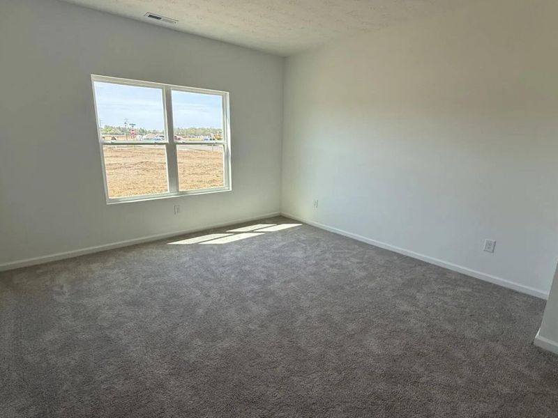 4001 Chakeres Avenue, Springfield, OH 45505 Photo 9