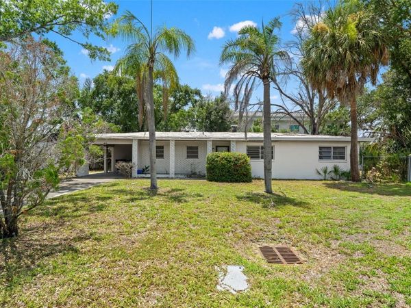 4635 W BAY VILLA AVENUE , TAMPA, FL 33611