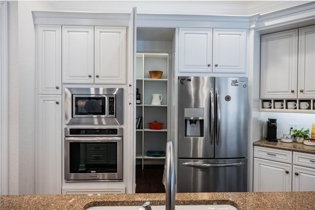 6768 Crescent Woods Circle, Lakeland, FL 33813 Photo