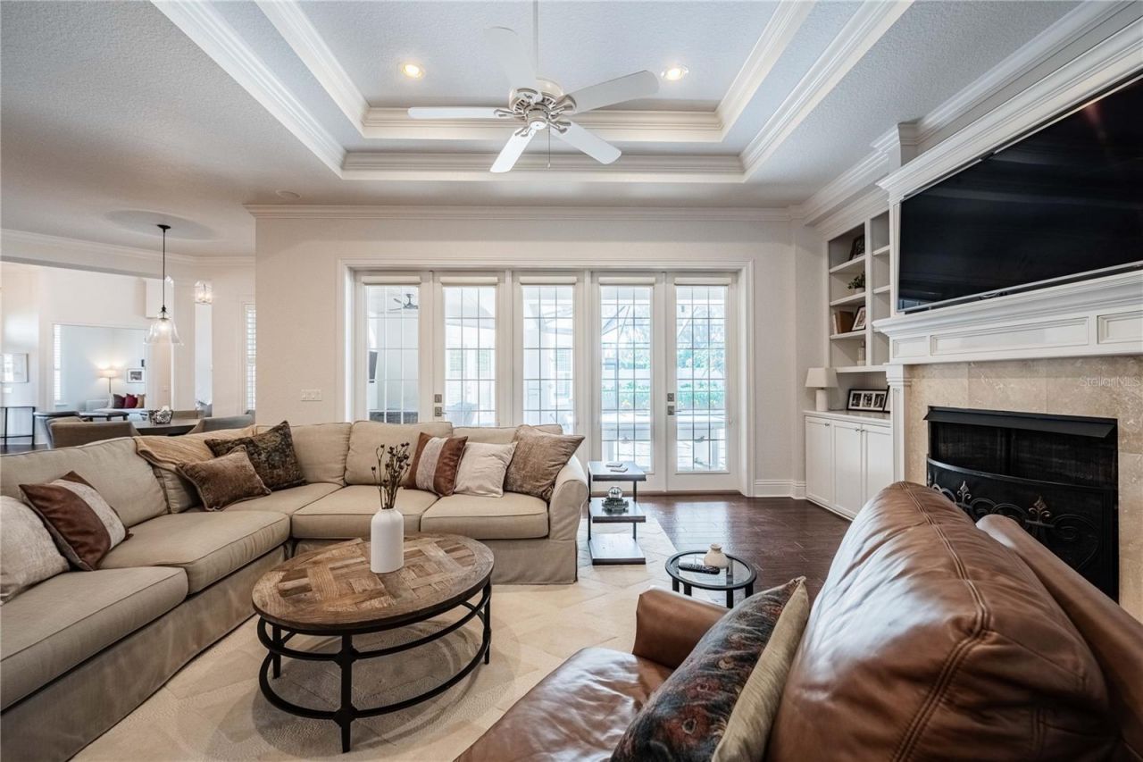 6768 Crescent Woods Circle, Lakeland, FL 33813 Photo
