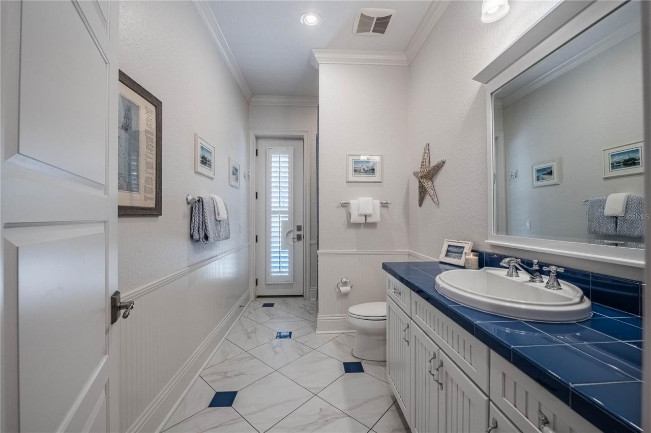 6768 Crescent Woods Circle, Lakeland, FL 33813 Photo