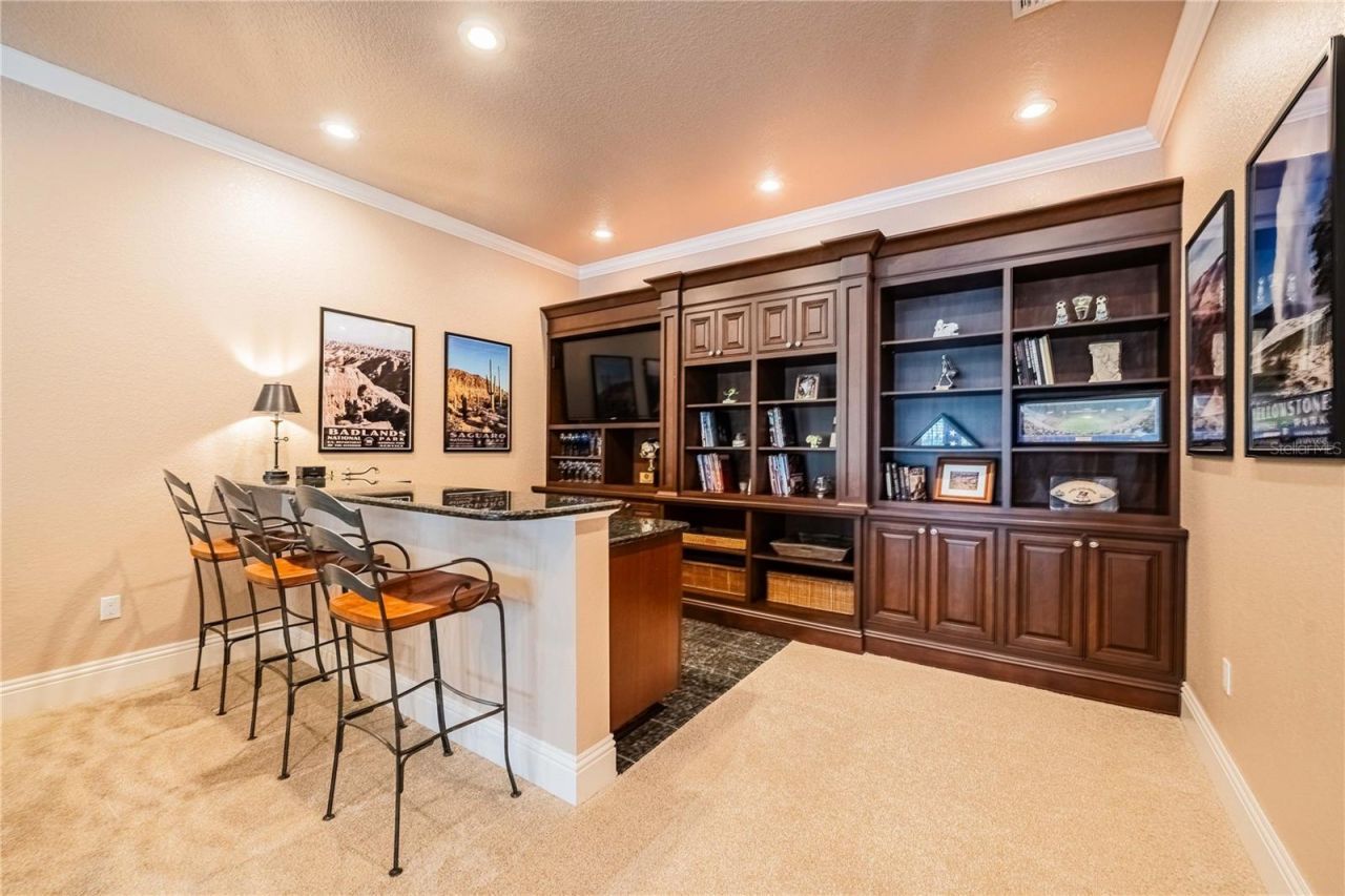 6768 Crescent Woods Circle, Lakeland, FL 33813 Photo