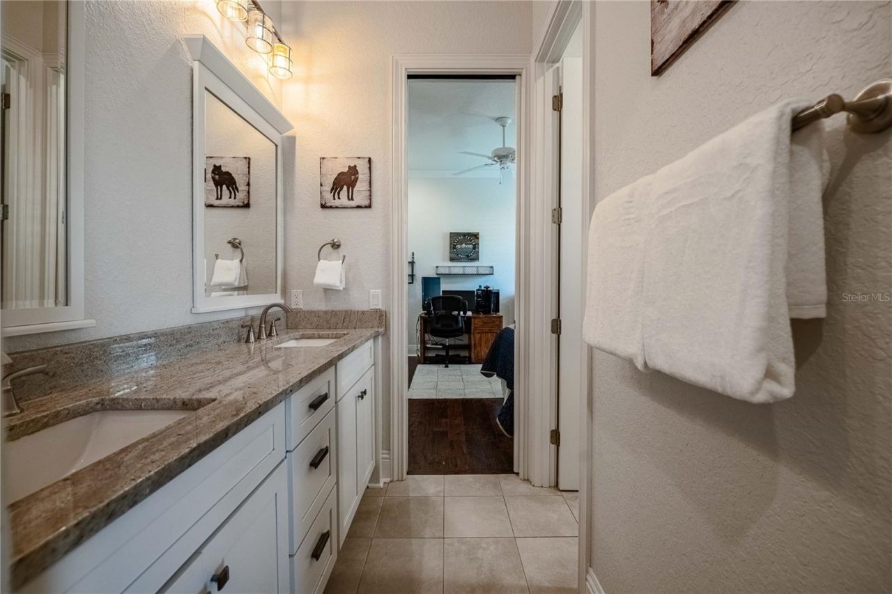 6768 Crescent Woods Circle, Lakeland, FL 33813 Photo
