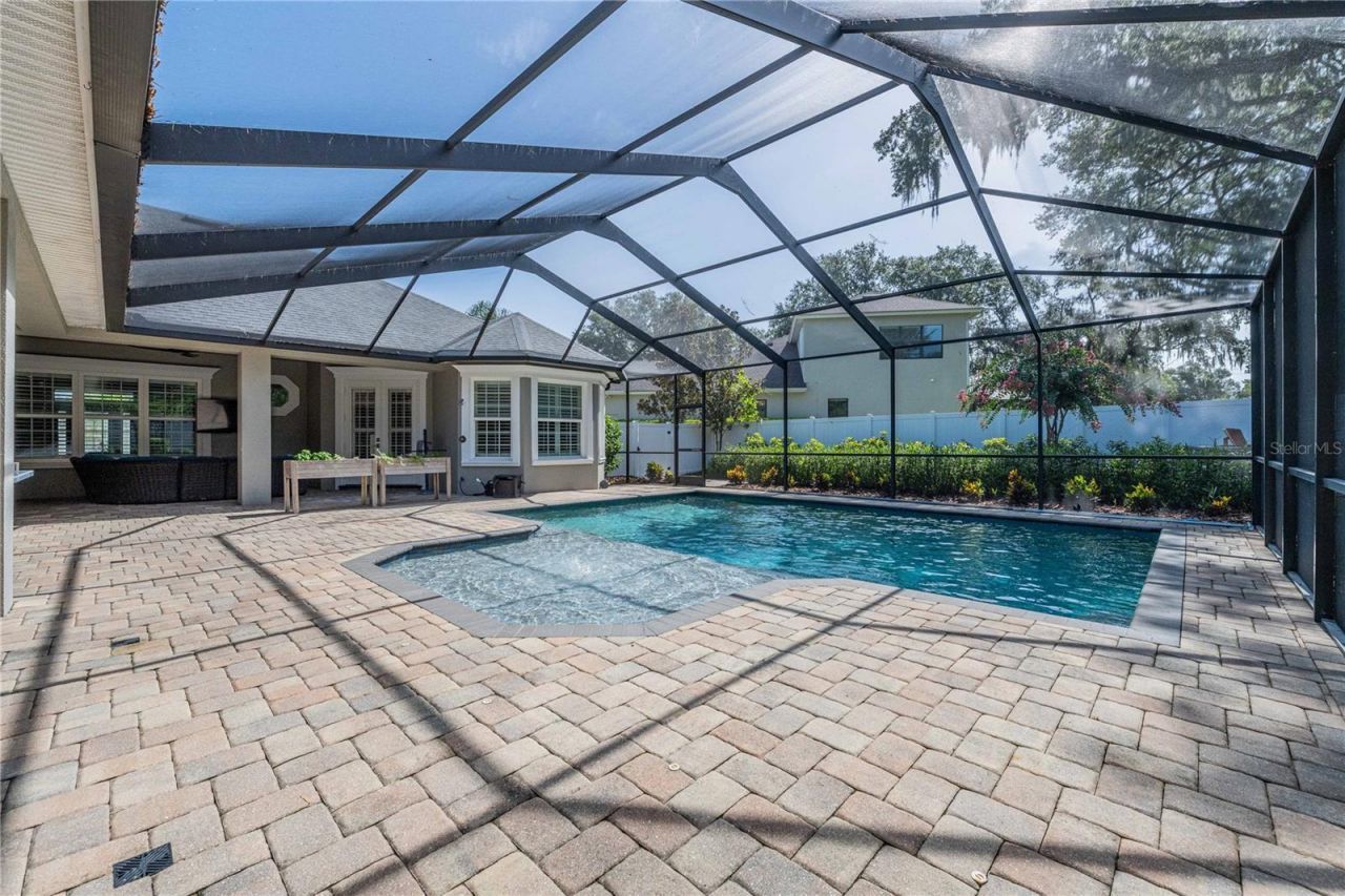 6768 Crescent Woods Circle, Lakeland, FL 33813 Photo