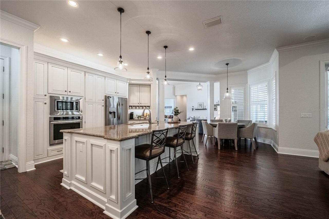 6768 Crescent Woods Circle, Lakeland, FL 33813 Photo
