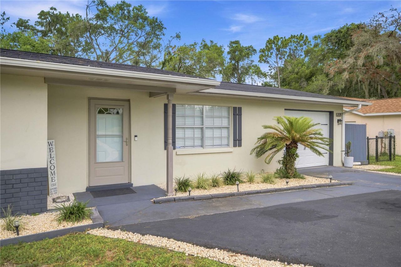 221 E Inverness Boulevard, Inverness, FL 34452 Photo