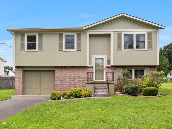 1837 Brookmill Rd, Knoxville, TN 37932
