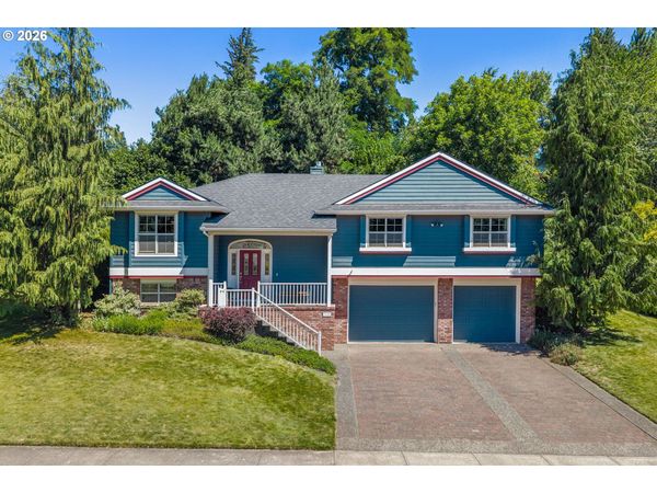 3690 ARROWHEAD AVE, Hood River, OR 97031