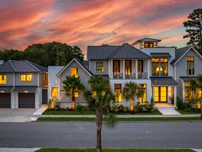 700 Stucco Lane, Mount Pleasant, SC 29464