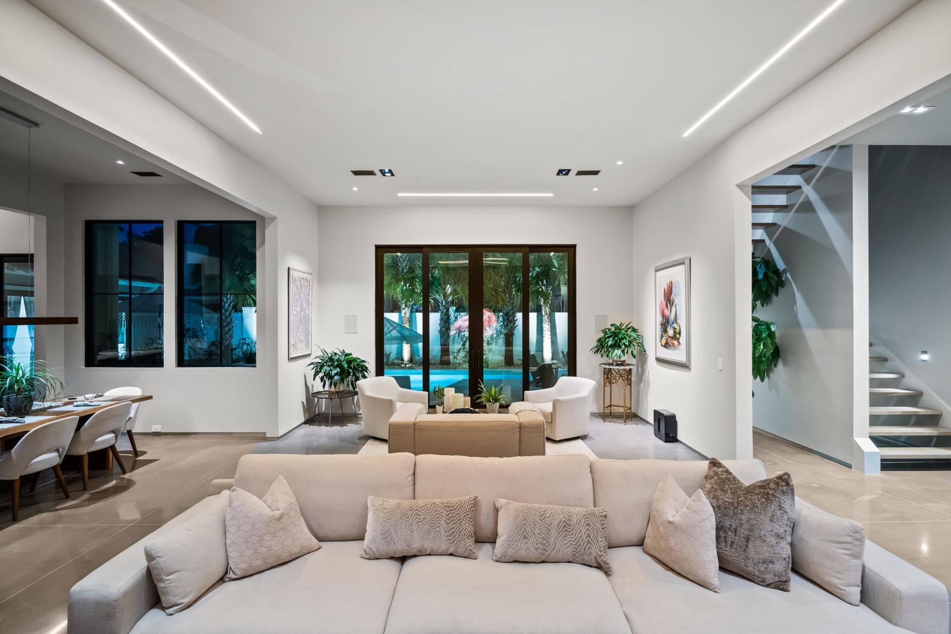 700 Stucco Lane Photo 101