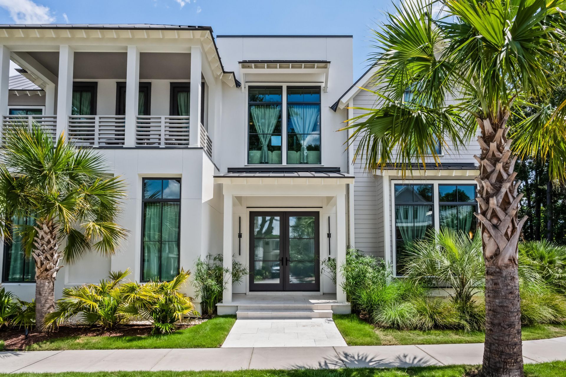 700 Stucco Lane Photo 4