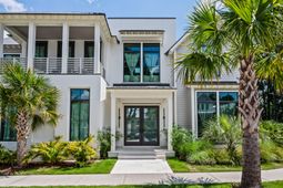 700 Stucco Lane photo 4