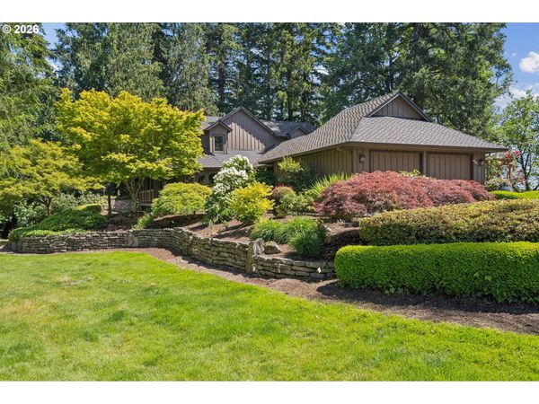 30100 SW MOUNTAIN RD, West Linn, OR 97068