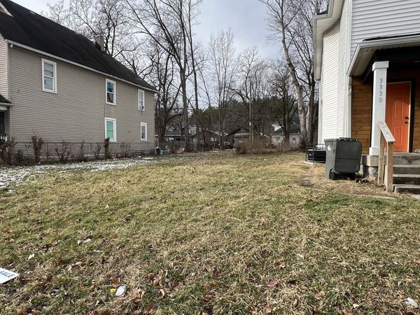 3328 Graceland Avenue , Indianapolis, IN 46208