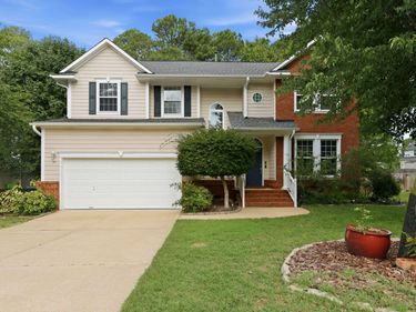 5128 Pinehall Wynd, Raleigh, NC 27604