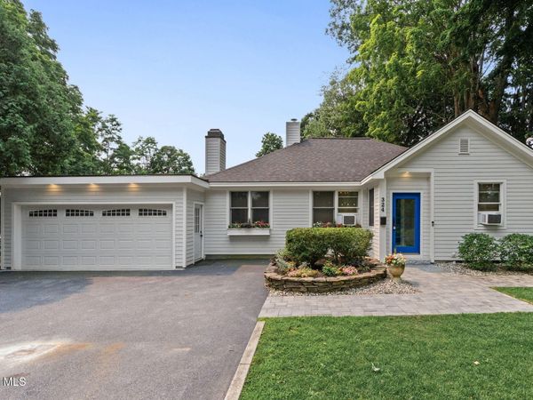 324 Lake Avenue, Saratoga Springs, NY 12866