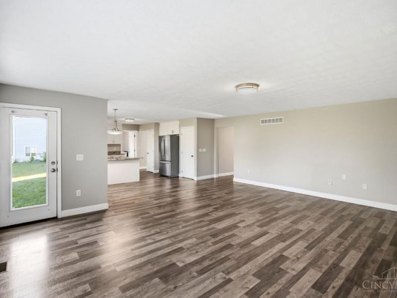 6672 Westminster Court, Liberty Township, OH 45044 Photo 7