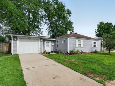 410 Preston Drive, South Bend, IN 46615