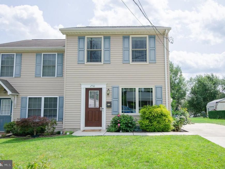 250 H Street, Carlisle, PA 17013 Main Photo