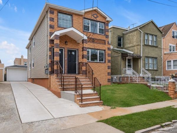 13740 234th Street, Rosedale, NY 11422