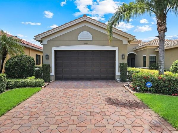 13556 Coronado DR, NAPLES, FL 34109