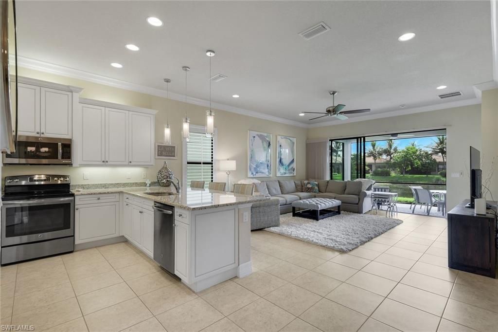 13556 Coronado Dr, Naples, FL 34109 Photo